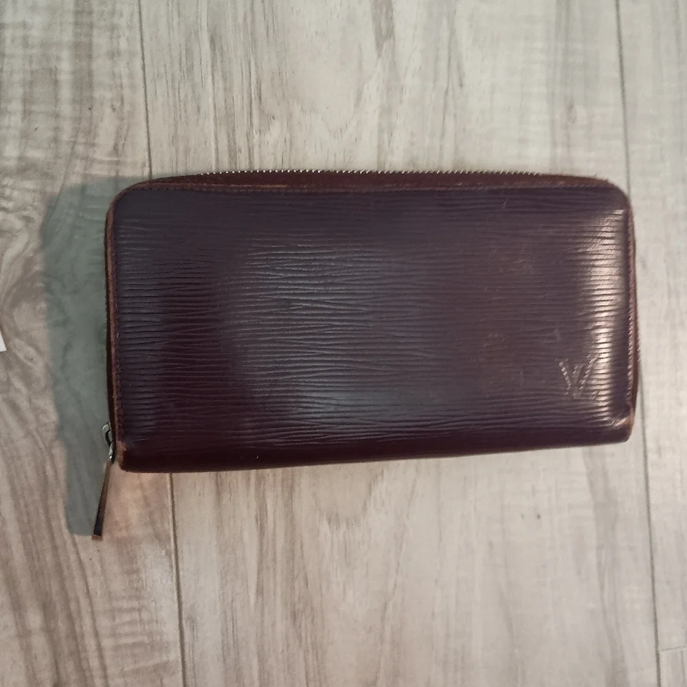 Louis Vuitton Zippy Organize Cassis Purple Leather Women Long Wallet